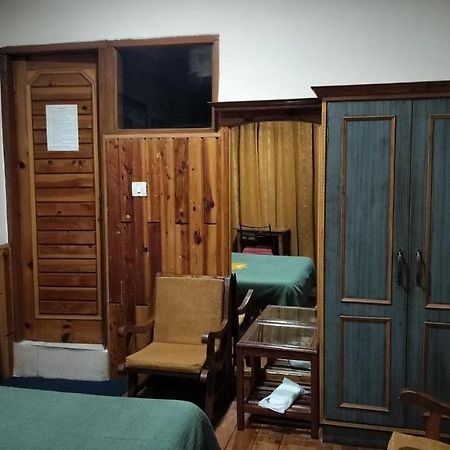 Auspiscious Him View Hotel McLeod Ganj Buitenkant foto